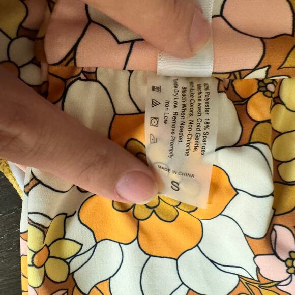 Magnolia Place 1970s Mustard Floral Print Two Piece Bikini Swimsuit - Small NWT - Picture 6 of 7